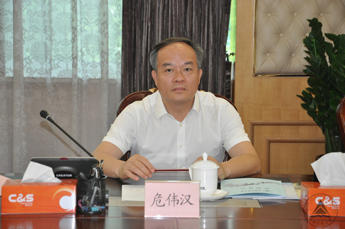 1560989105228.jpg 190619164115.jpg