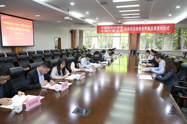 1555891958370.jpg KS8A6372_副本.jpg