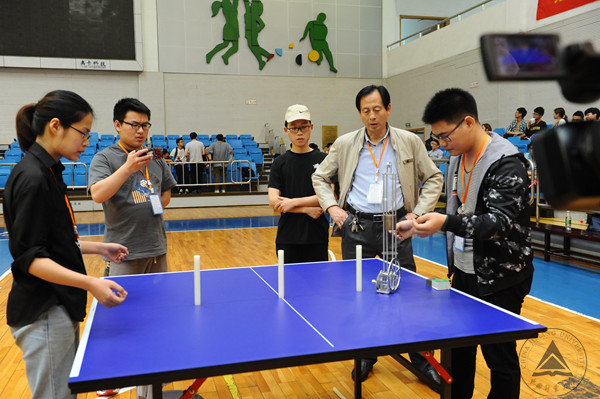 “雙8字”型賽道常規賽 陳幗 攝.jpg