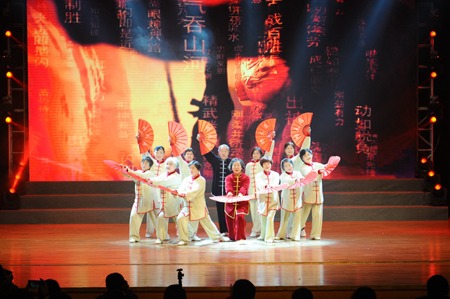 1515985546431.jpg 年會7.jpg