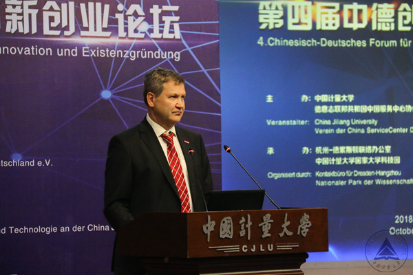 1540541610199.jpg IMG_8856-705.jpg